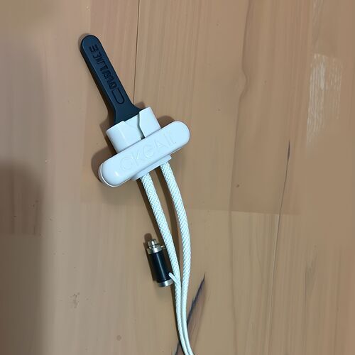 overhead view of a hot surface igniter